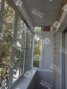 Остекление и отделка балкона