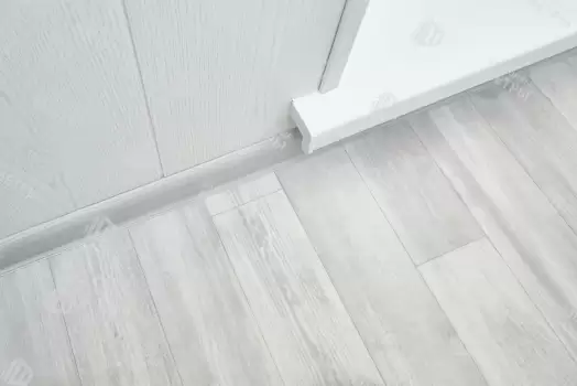 Отделка балкона панелями ПВХ с остеклением Provedal Отделка балкона панелями ПВХ с остеклением Provedal