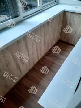 Холодное остекление и отделка П-образного балкона Холодное остекление и отделка П-образного балкона