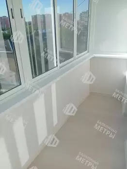 Остекление балкона и отделка стен
